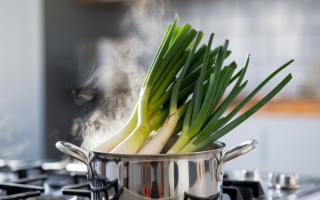 poireaux-casserole-acier-inoxidable-vapeur